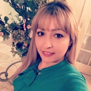 Meet your Posher, Vanessa